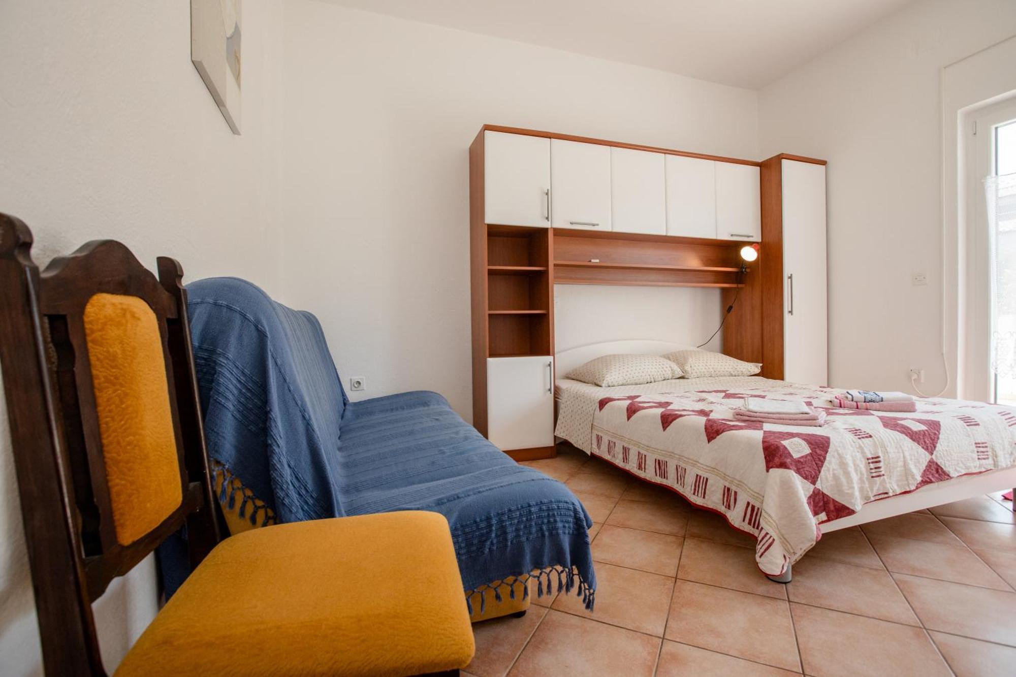 Lovely Meta Apartments Palit Екстериор снимка