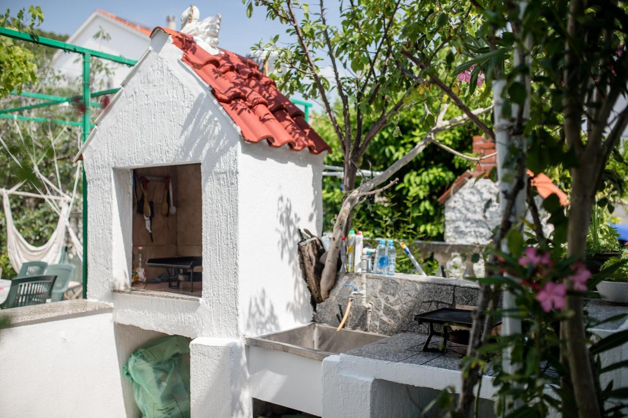 Lovely Meta Apartments Palit Екстериор снимка