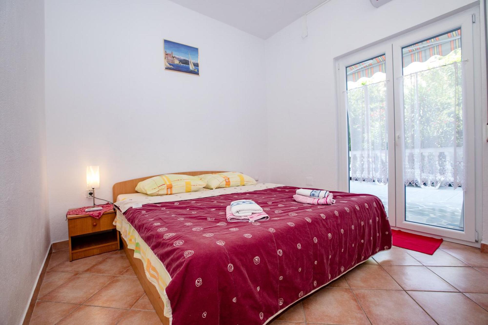 Lovely Meta Apartments Palit Екстериор снимка