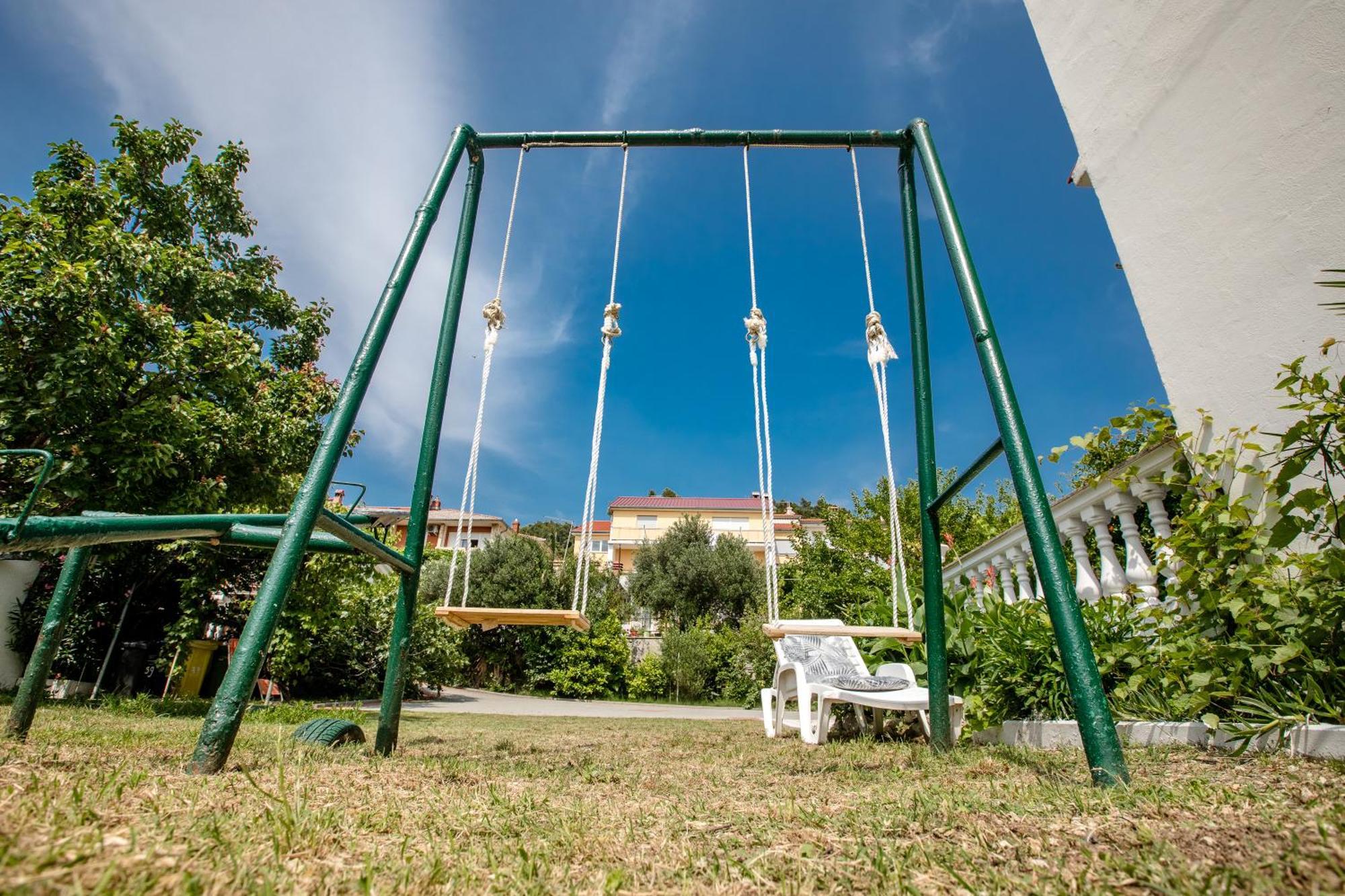 Lovely Meta Apartments Palit Екстериор снимка