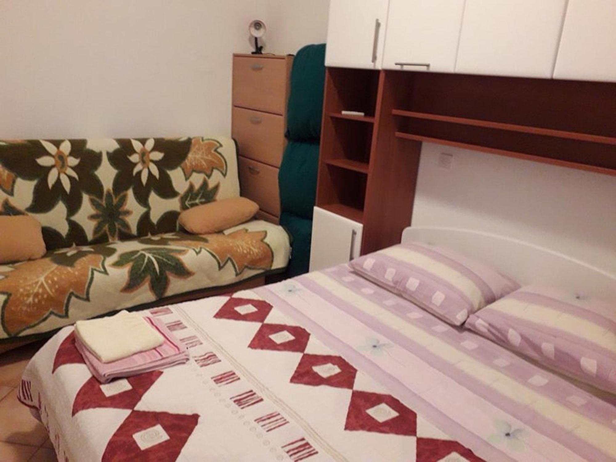 Lovely Meta Apartments Palit Екстериор снимка